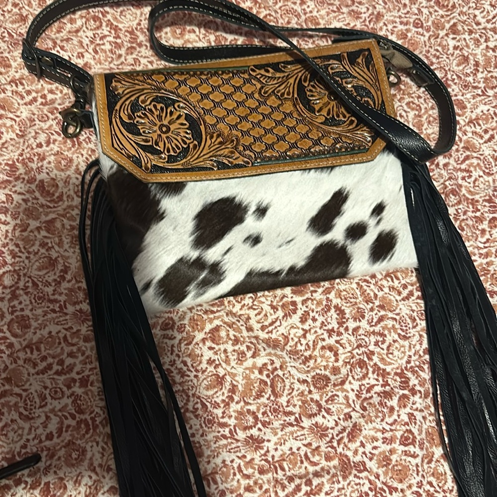 Brand new with no tags - Picture 1 of 3